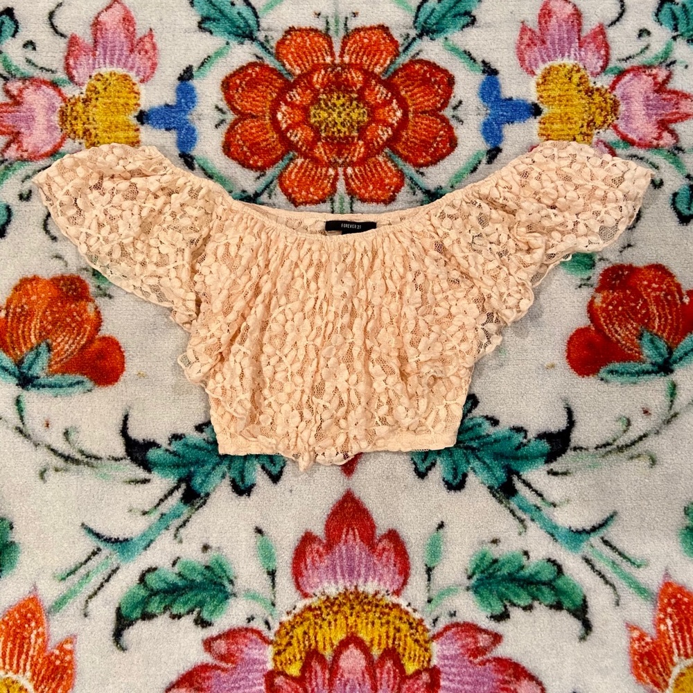 Off-the-shoulder Lace Top